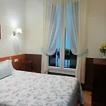 圣赫罗尼莫膳食公寓酒店 招待所 *