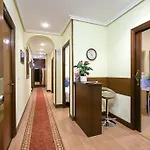 圣赫罗尼莫膳食公寓酒店 招待所