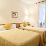 招待所 圣赫罗尼莫膳食公寓酒店 *