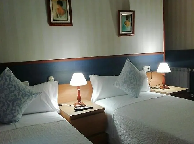 圣赫罗尼莫膳食公寓酒店 * 圣塞瓦斯蒂安