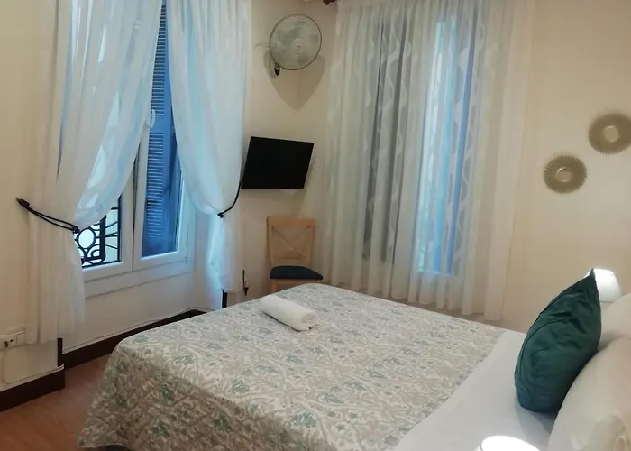 圣赫罗尼莫膳食公寓酒店 圣塞瓦斯蒂安