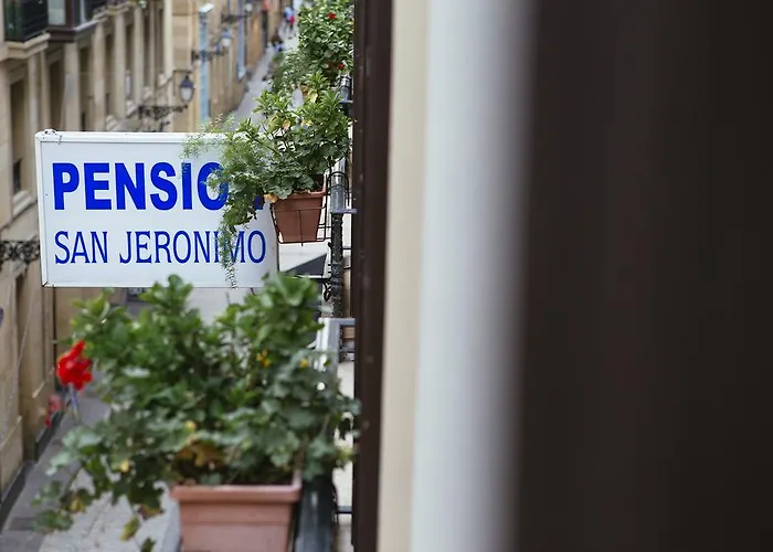 招待所 圣赫罗尼莫膳食公寓酒店 圣塞瓦斯蒂安