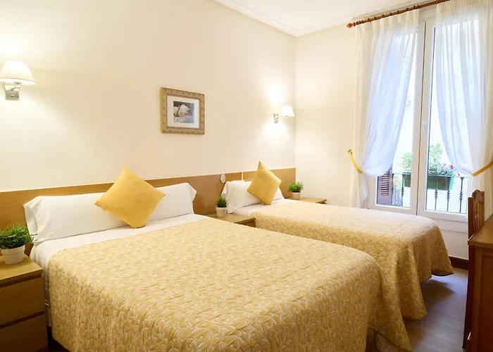 招待所 圣赫罗尼莫膳食公寓酒店 *