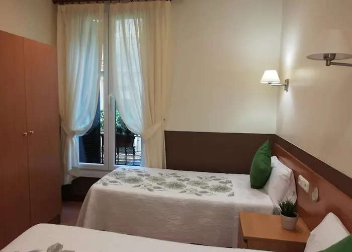 圣赫罗尼莫膳食公寓酒店 *